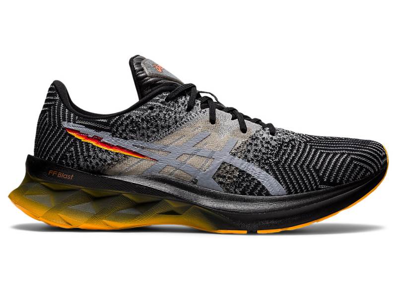 Sapatilhas Running Asics NOVABLAST Homem Pretas, 3941A517.806